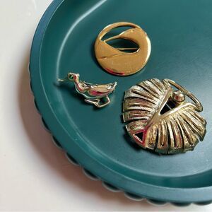 Vintage 3 Piece 1980s Gold Duck Loon Leaf Brooch Pin Lot